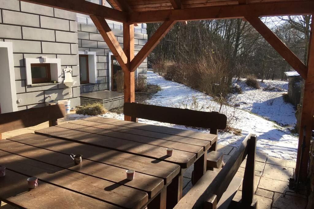 Villa Vykmanov Medenec エクステリア 写真